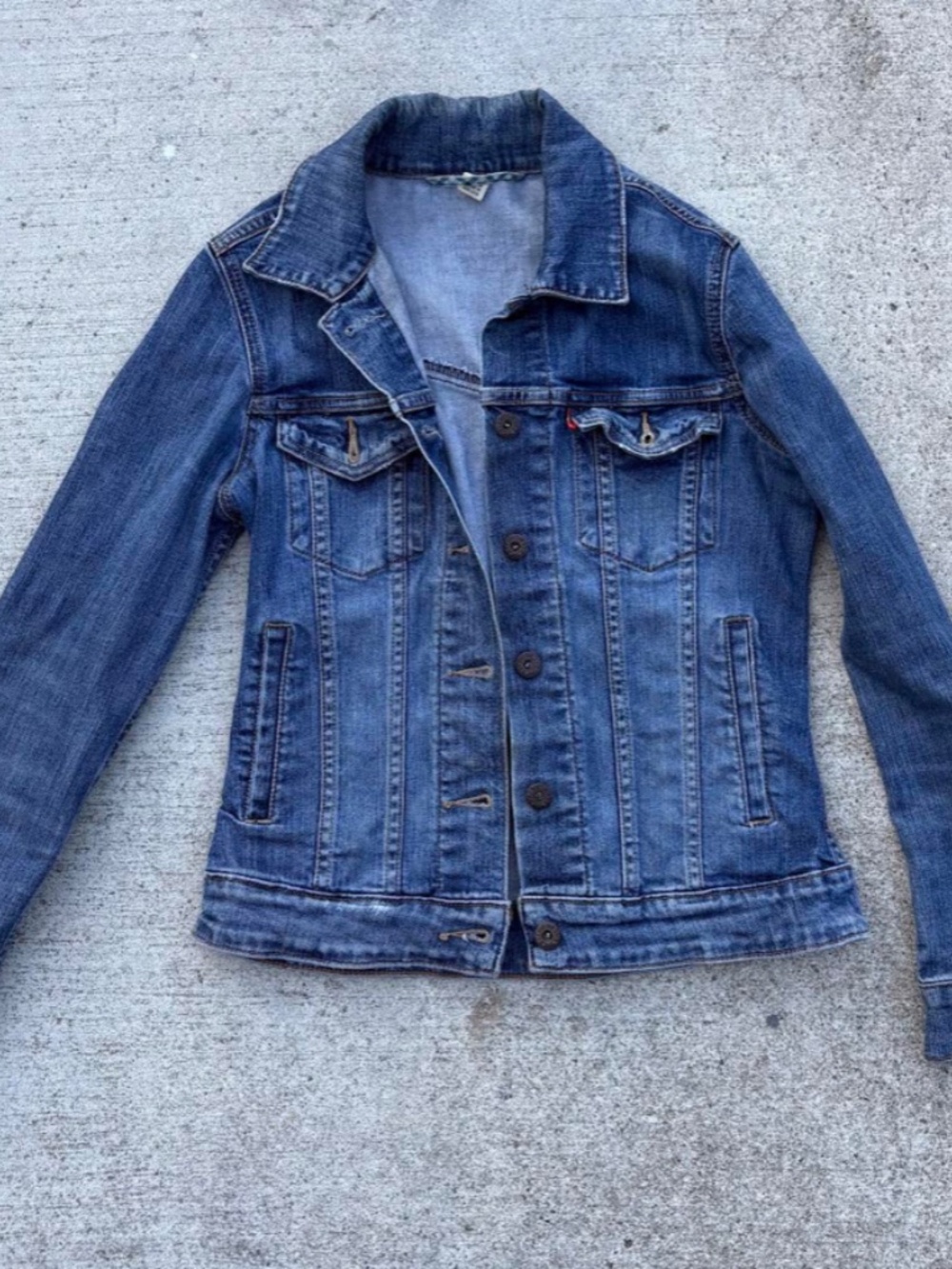Levi's Classic Trucker Denim Jacket | Medium Wash | Size S